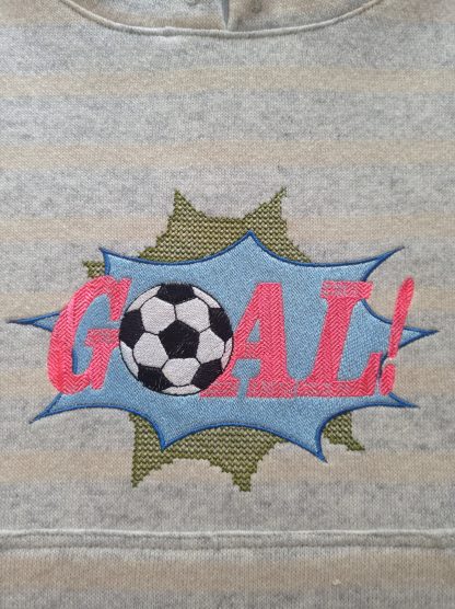 Sweat lainage broderie goal foot